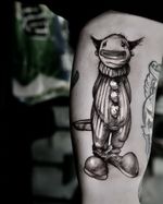 "The cleverest character in comedy is the clown, for he who would make people take him for a fool, must not be one." Miguel de Cervantes - DM OR reach me at 714-585-2098 for quotes/appointments - #staymotivated #CA #California #tattoos #tattoo #halloween #clown #clowntattoo #horror #horrormovies #horrortattoo #bishoprotary #purpleglide #waverly #Waverlyink #solidink #staymotivated #californiarosetattoogallery #art #horrortattoosdaily #worldtattoogallery #wtg
