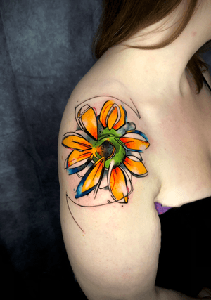 Great time doing this sunflower. Liked??? #sandrosecchin #floraltattoo #watercolourtattoo