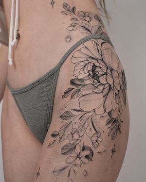 Floral tattoo style