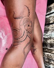 Tribal style 🐙🐙🐙 • • • • • • • • • • • • • • • • • • • • • • • #tattooartist #tattoo #dragontattoo #art #dmv #dmvtattooartist #dmvtattoos #mdtattooartist #mdtattoos #dctattoo #dctattooartist #tattoos #smalltattoo #legtattoo #waisttattoo #battattoo #simpletattoo #bigtattoo #y2ktattoo #shouldertattoo #linework #explorepage #octopustattoo #femaletattooartist #darktattoo
