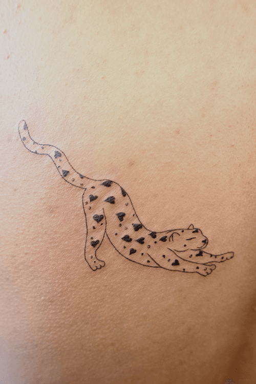 Heart-Spotted Stretching Leopard