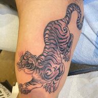 A few cats from this week. Done @districttattooco Dm for appointments or consultations . . . #districttattoocompany #unionmarket #acreativedcc #dcist #madeinDC # #dcitystyle #igdc #mitdistrict #mydcstory #thinklocaldc #wethepeopleDC #brightandbold #dcavalcante #madeinthedistrict #dmvtattoo #dmvtattoos #dctattoo #dctattooartist #americanatattoos