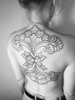 Ornamental tattoo style