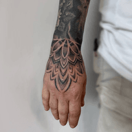 • Numer kontaktowy: 500 816 363 • E-mail: skytattoo.sochaczew@gmail.com 👉 Adres: Warszawska 31, 96-500 Sochaczew #tatuazzpasją #TatuażTwojegoŻycia #sochaczew #sochaczew_official #socho #skytattoosochaczew #tatua