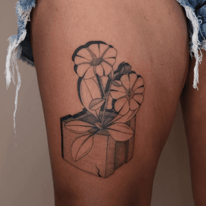 Floral tattoo style