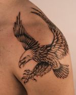 this eagle placement 👌🏽✨ ➡️ @satch.bookings to book in with me
