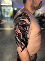 Swipe and let me know which light setting you like the most🙏🏻 Bright or Dark? For bookings DM or email at: grolzart.tattoos@gmail.com • #tattoo #tattooideas #blackandgreytattoo #londontattoo #londontattooartist