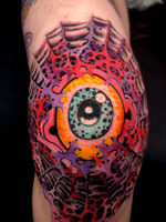 #eyeball #knee #creeper #web #gore