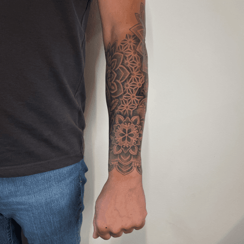 Geometric Forearm Sleeve