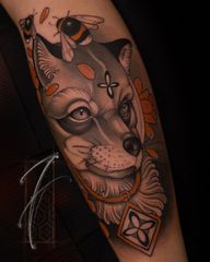 Fox from last year 🦊I can‘t wait to use colours again, my new ones should arrive today! 🥳znidonistattoo@gmail.com•#fox #foxtattoo #neonouveau #neoclassic #foxeyes #neotradfox #thenewtraditionalists #thenewtraditionalistseurope #neojapanese #neotradeu #neotradworldwide #neojapanesetattoo #neotradtattz #neotraditionalist #austriantattooists #neotraditionalfox #neotraditionaltattooers #viennatattoo #tattooklagenfurt #klagenfurttattoo #znidonis #klagenfurtamwörthersee
