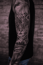 Realism Black & Grey