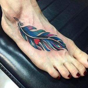 Feather tattoo done at Live Tattoo #heather #livetattoo