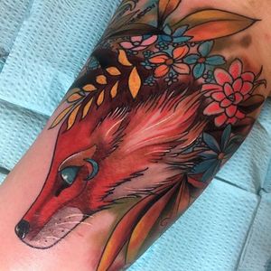 The latest from Wolf. #fox #foliage #foxonfox #solidink #cleanbrightbold #flora #fauna #wildwildlife #charmedlife #baltimore