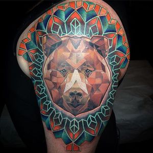 Bear tattoo / Annie Lloyd / Get Fat Bk Inc    #annielloyd #annielloydtattoo #getfat #getfatbk #getfatbrooklyn #bear #geometric #geometry 