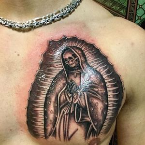 Our Lady of Guadalupe / Skeleton #vigendeguadalupe #lupita #lupitastattoos #skeleton #blackandgrey