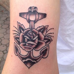 Traditional rose and anchor tattoo by Robert #traditional #blackangrey #rose #anchor 