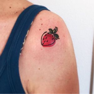 Strawberry tattoo by Sonia Tessari #SoniaTessari #smalltattoo #popart #glitter  #strawberry