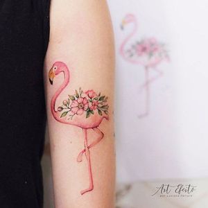 Feita pro Luciana Periard #LucianaPeriard #flamingo #flamingotattoo #ave #passaro #bird #flor #flower #folha #leaf #TatuadorasDoBrasil #brazilianartist