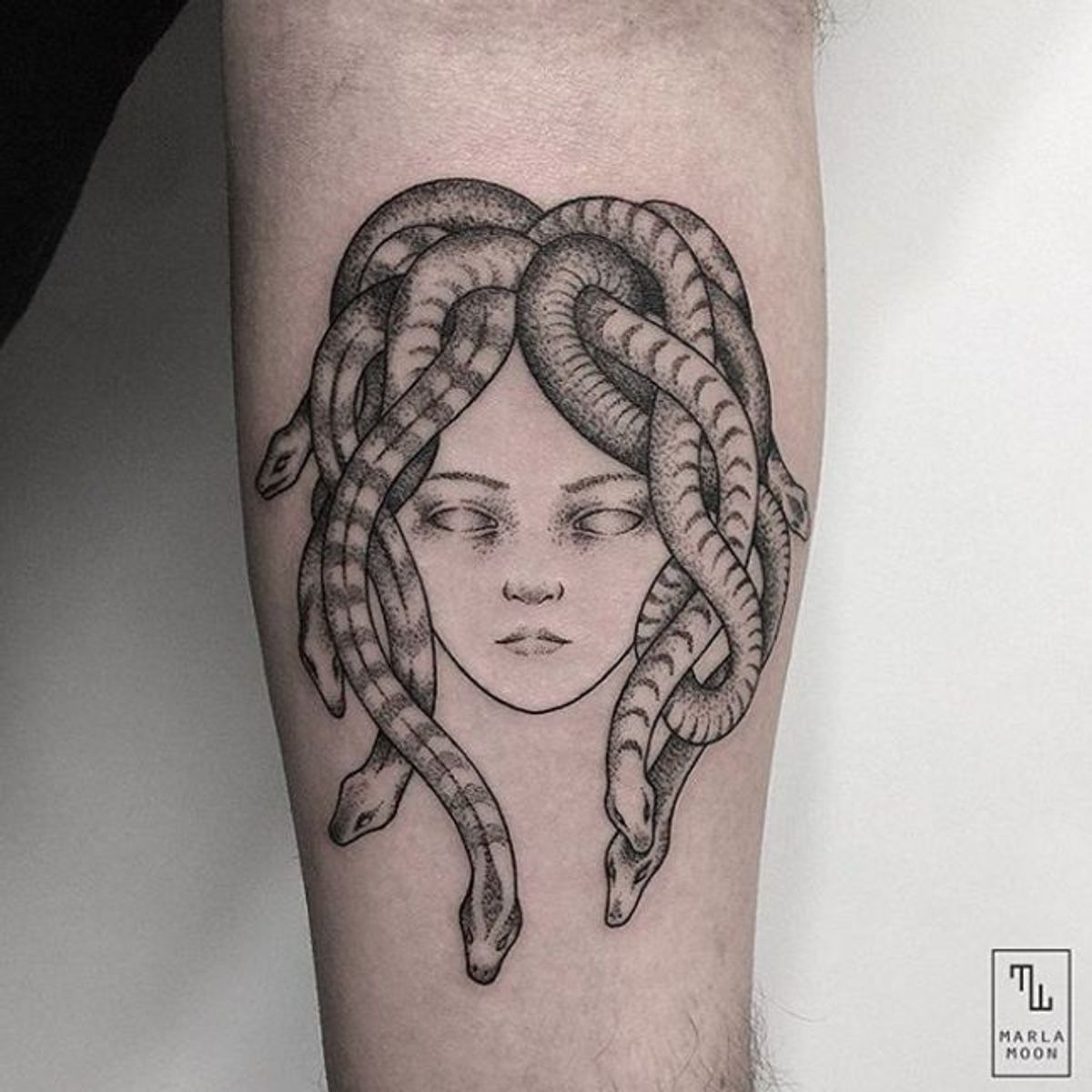 Tattoo uploaded by Xavier • Medusa tattoo #marlamoon #linework #blackwork  #dotwork #snake #medusa • Tattoodo