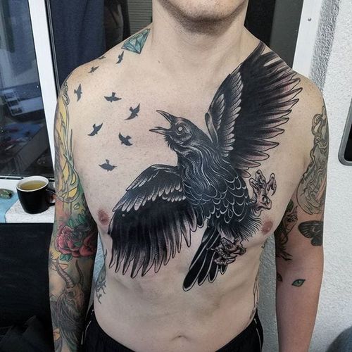 Blackwork Crow Tattoo by Pig Legion #blackworkcrow #crow #blackcrow #raven #blackbird #blackworkbird #blackworkartist #PigLegion