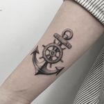 Fine line anchor tattoo by Tattooer Intat. #Intat #TattooerIntat #fineline #southkorean #nautical #anchor
