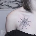 Fine line snowflake tattoo by Karry Ka-Ying Poon. #KarryKaYingPoon #Poonkaros #fineline #blackandgrey #pointillism #snowflake
