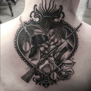 One of Neil Dransfield's romantic sacred hearts (IG—neil_dransfield_tattoo). #black #dark #lovers #NeilDransfield #neotraditional #rose #sacredheart #shotgun