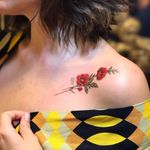 Por Vic Nascimento #VicNascimento #brasil #brazil #TatuadorasDoBrasil #brazilianartist #fineline #botanica #botanical #flor #flower #colorida #coloful #delicate #delicada