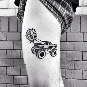 Monster truck blackwork tattoo by Eterno #Eterno #blackwork #monstertruck #skull