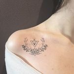 Antler tattoo by Cholo Ink. #subtle #geometric #dotwork #antler #horn #deer #choloink