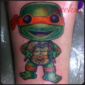 Ninja turtle Funko Pop! figure by Alex Llampallas (via IG -- xgeekx1) Alex Llampallas #michaelangelo #TeenageMutantNinjaTurtles #funko #funkotattoo #funkopop #funkopoptattoo