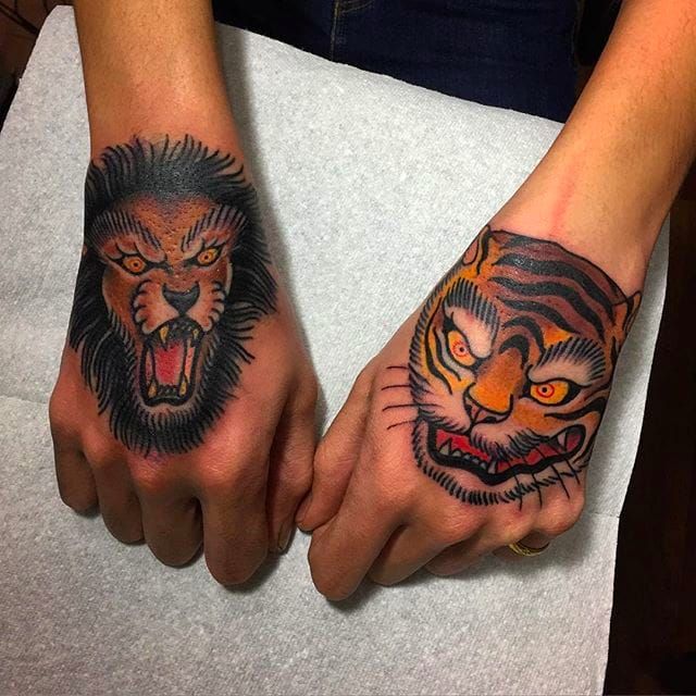 Top more than 83 lion head hand tattoo  thtantai2
