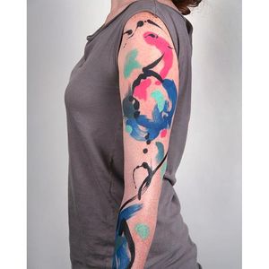 Abstract tattoo by Amanda Wachob. #abstract #art #contemporarytattoo #paint #brushstroke #paintdrip #AmandaWachob