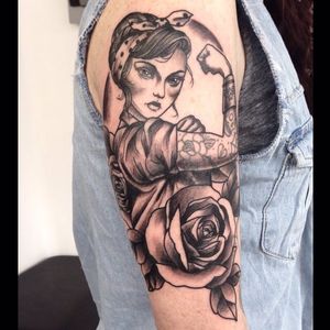 Neo traditional take on Rosie the Riveter by Fraser Peek. #RosieTheRiveter #neotraditional #blackandgrey #flower #rose #woman #lady