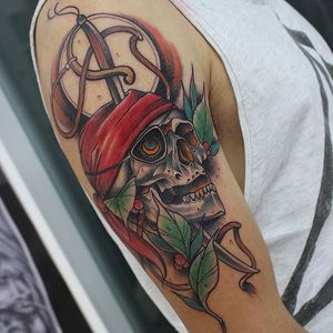 Neo Traditional Skull Tattoo by Lucas Ferreira #skull #skulltattoo #neotraditionalskull #neotraditionalskulltattoo #neotraditional #neotraditionaltattoos #neotraditionaltattoo #LucasFerreira