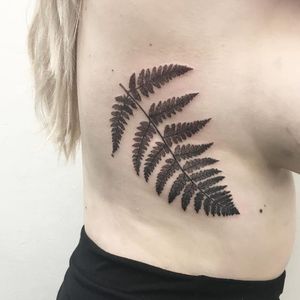 Blackwork fern tattoo by Emily Alice Johnston, from IG-emilymalice #EmilyAliceJohnston #blackwork #fern #leaf