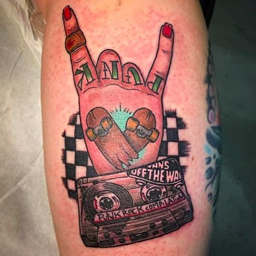 90s Punk Nostalgia tattoo by Franco Di Muoio @Frank_cink #FrancoDiMuoio #Italy #Vans #VansTattoo #Shoe #ShoeTattoo #punks #offthewall #Neotraditional