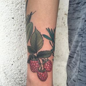 Raspberries added to part of a botanical sleeve. Tattoo by Pooka. #raspberry #fruit #botanical #neotraditional #Pooka