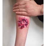 Flower tattoo by Amanda Wachob #AmandaWachob #flowertattoo #flower #delicate