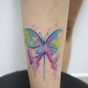 #AmandaBarroso #brasil #brazil #brazilianartist #TatuadorasDoBrasil #watercolor #aquarela #colorido #colorful #borboleta #butterfly #inseto #bug