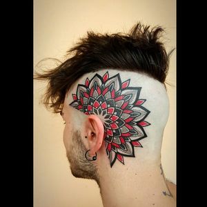 Bold head tattoo #MatteoNangeroni #headtattoo #geometric #artistic