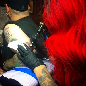 Červená Fox tattooing, photo from her Facebook page. #cervenafox #tattooing #tattoos