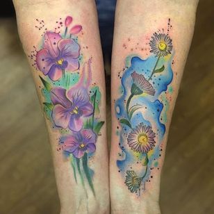 Tatuaje de flor por Jason Adelinia #flower #watercolorflower #watercolor # artista de acuarela #JasonAdelinia