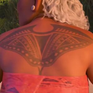 Gramma Tala's tattoo of a stingray in Disney's Moana. #animation #Disney #Moana