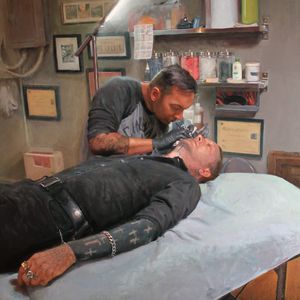 A mind-blowing portrait of Tyler Borich from Shawn Barber's body of work (IG—shawndbarber). #fineart #paintings #portraits #ShawnBarber #tattooists #TylerBorich