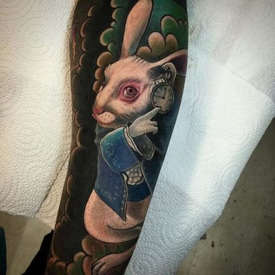 The White Rabbit from Alice in Wonderland by Roger Mares (IG—mares_tattooist). #AliceinWonderland #neotraditional #portraiture #RogerMares #theWhiteRabbit