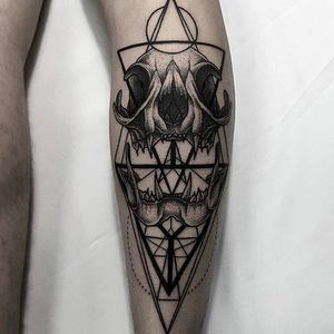 Bold lines and neat dotwork Black Geometry Tattoo by Otheser @Otheser_stc #Otheser #SakeTattooCrew #Athens #Black #Geometry #Geometric #Dotwork #Animal #Skull