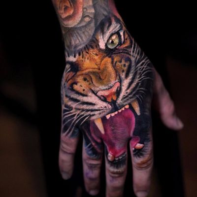 Tiger paw by Luka Lajoie #LukaLajoie #realism #realistic #hyperrealism #color #tiger #fangs #junglecat #cat #tattoooftheday