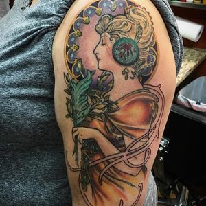Mucha Tattoo by Mike Campbell #mucha #muchatattoo #muchatattoos #alphonsemucha #alphonsemuchatattoo #muchalady #muchaart #arttattoos #artnouveau #artnouveautattoo #artnouveuatattoos #MikeCampbell