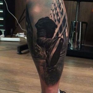 Awesome perspective on this skater tattoo #VidBlanco #photorealism #realism #UKtattooer #minimalpalette #blackandgrey #skater